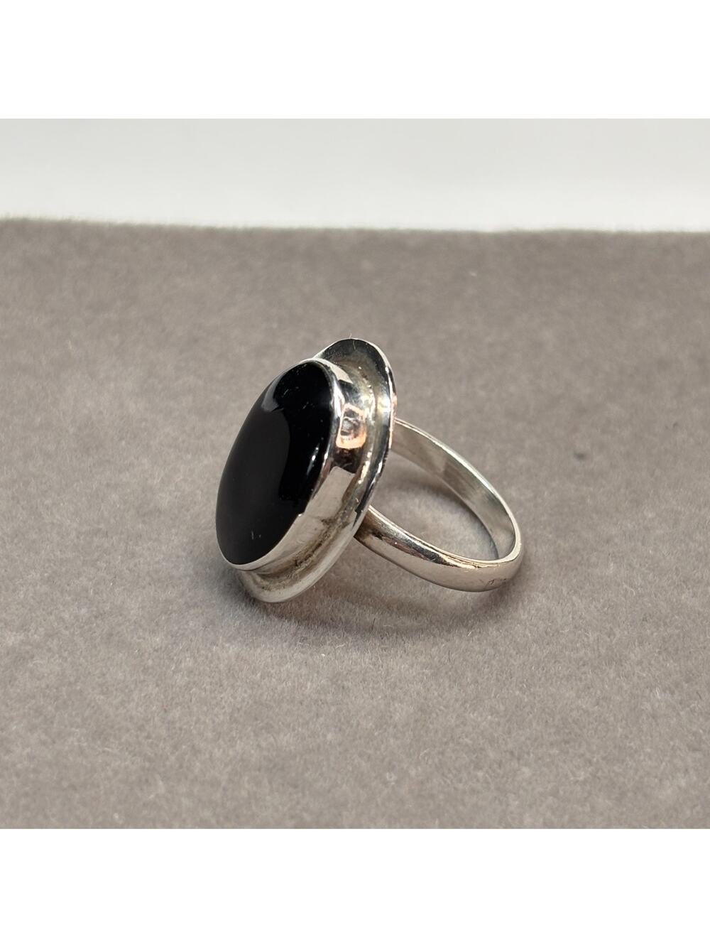 Vintage Mexico 925 Sterling Silver Black Onyx Cabochon Ring Size 8.5